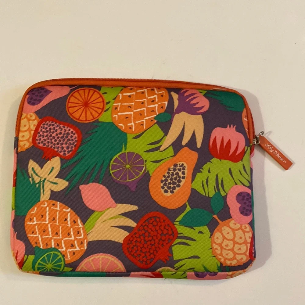 NWOT Lily Bloom protective device case in cute fruit pattern!